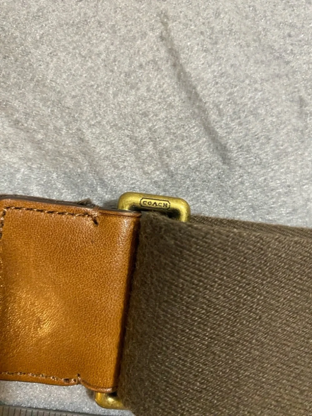 Coach removable shoulder